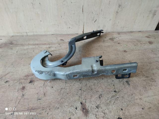 bontott PEUGEOT 5008 Motorháztető Jobb Zsanér