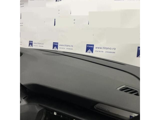 bontott PEUGEOT 5008 Műszerfal Héj