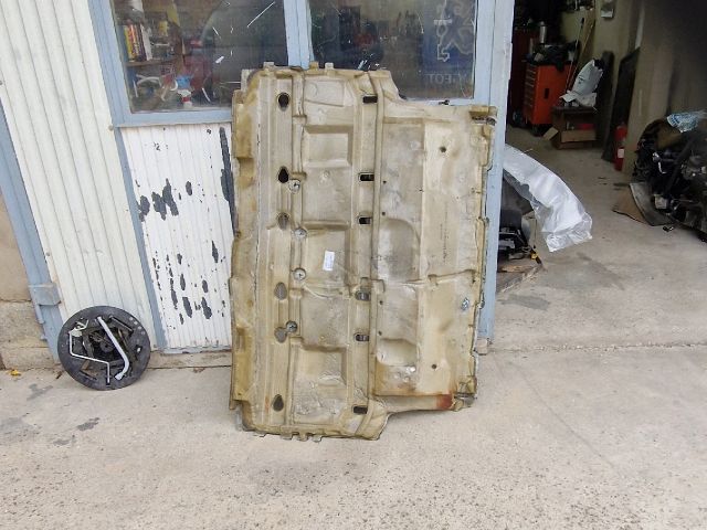 bontott PEUGEOT 5008 Padlószőnyeg