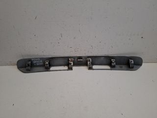 bontott PEUGEOT 5008 Rendszámtábla Világítás Keret