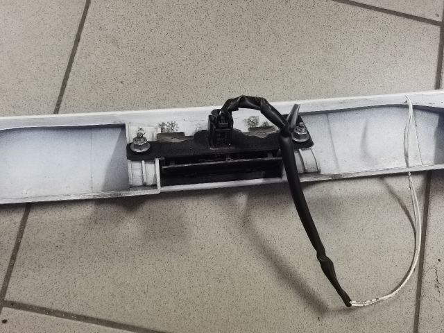 bontott PEUGEOT 5008 Rendszámtábla Világítás Keret