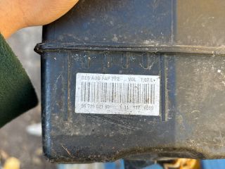 bontott PEUGEOT 5008 Részecskeszűrő Tartály