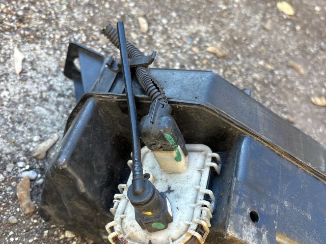 bontott PEUGEOT 5008 Részecskeszűrő Tartály