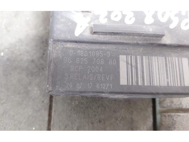 bontott PEUGEOT 508 Hűtőventilátor Relé