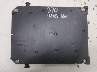 bontott PEUGEOT 508 Biztosítéktábla Motortér