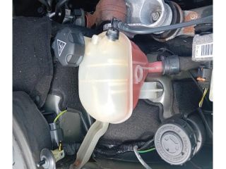 bontott PEUGEOT 508 Kiegyenlítő Tartály