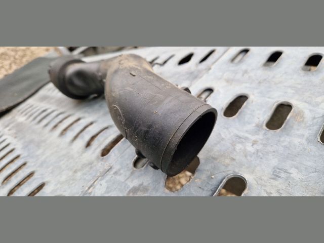 bontott PEUGEOT 508 Légbeömlő Cső