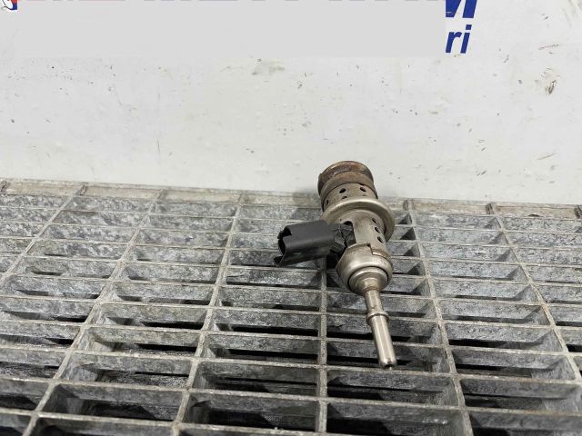 bontott PEUGEOT 508 Porlasztó (1 db)