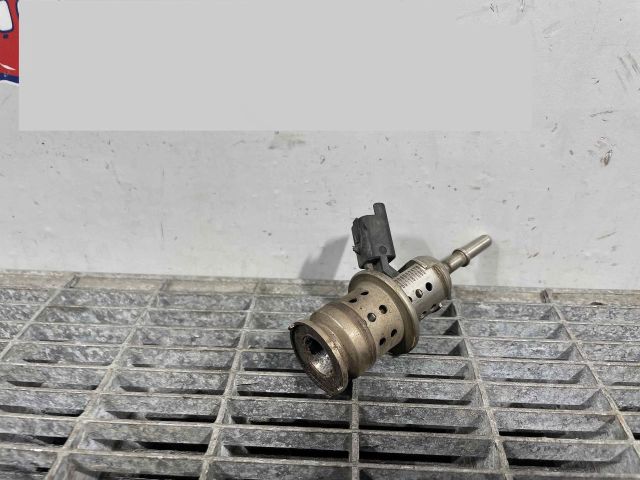 bontott PEUGEOT 508 Porlasztó (1 db)