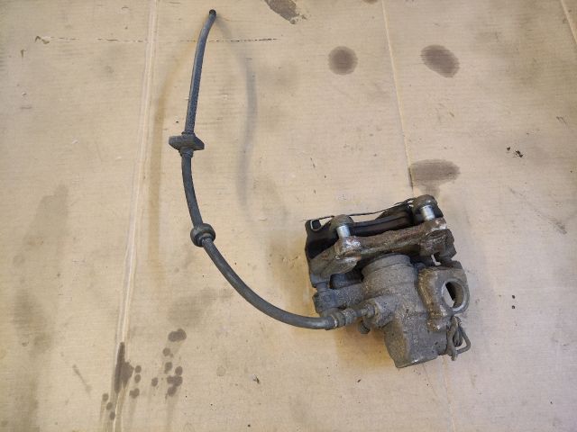 bontott PEUGEOT 508 Bal hátsó Féknyereg Munkahengerrel