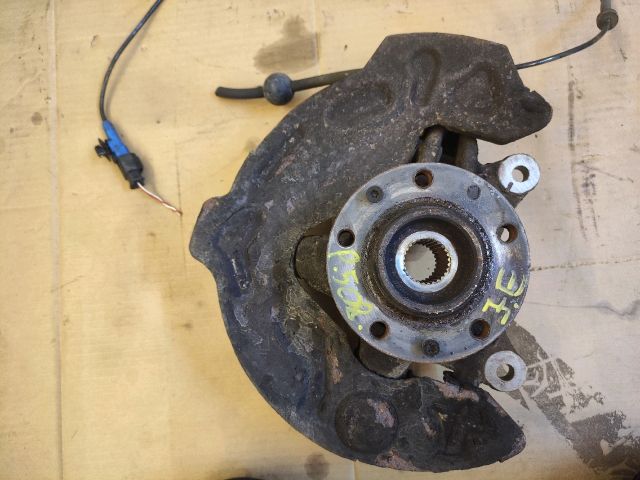 bontott PEUGEOT 508 Jobb első Csonkállvány Kerékaggyal