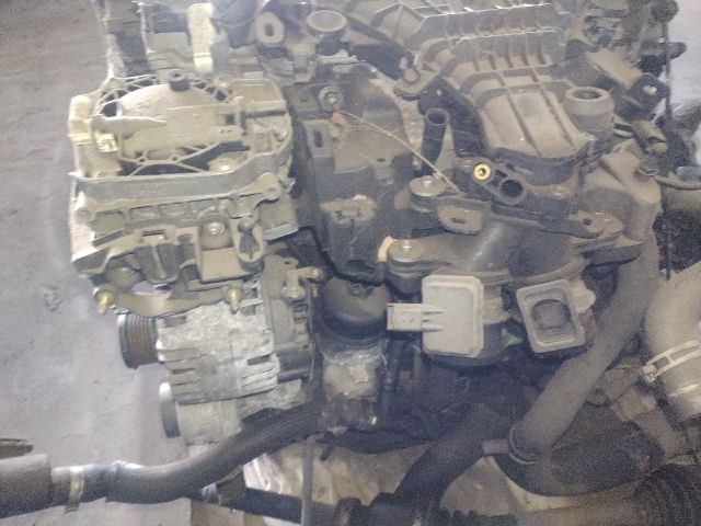 bontott PEUGEOT 508 Motor (Fűzött blokk hengerfejjel)