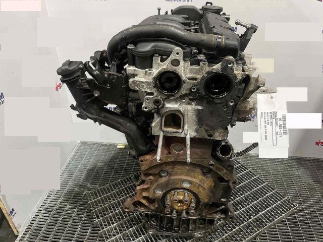 bontott PEUGEOT 508 Motor (Fűzött blokk hengerfejjel)