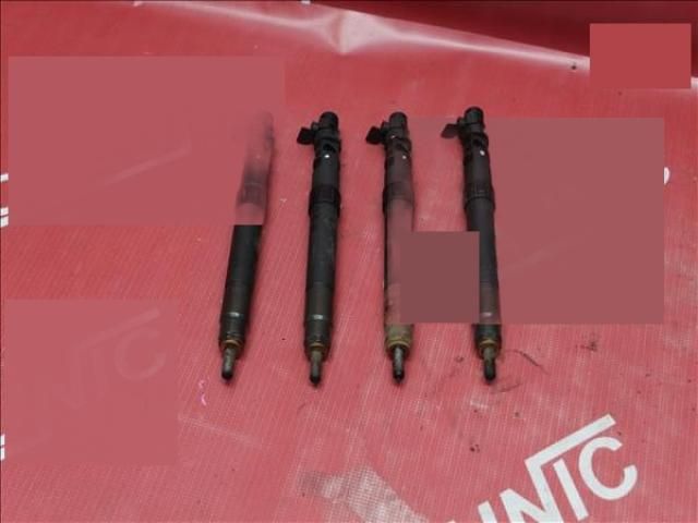 bontott PEUGEOT 508 Porlasztó (1 db)