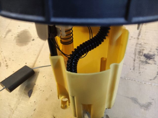 bontott PEUGEOT 508 Üzemanyagszint Jeladó