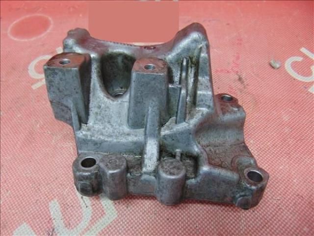 bontott PEUGEOT 508 Motor Tartó Bak (Fém)