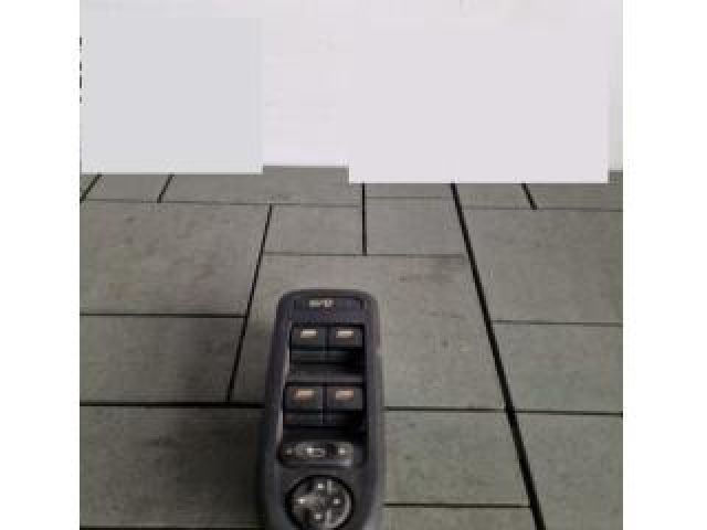 bontott PEUGEOT 508 Ablakemelő Kapcsoló Négyes / Kettes