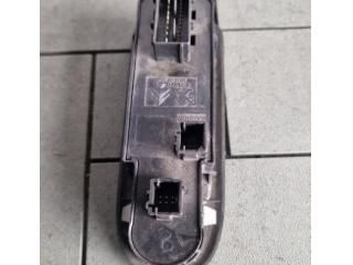 bontott PEUGEOT 508 Ablakemelő Kapcsoló Négyes / Kettes