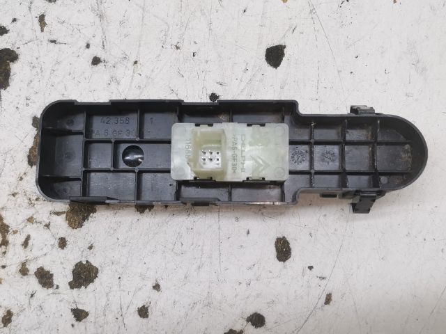 bontott PEUGEOT 508 Bal első Ablakemelő Kapcsoló