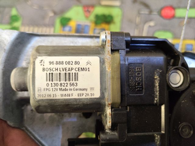 bontott PEUGEOT 508 Bal első Ablakemelő Szerkezet (Elektromos)