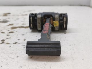 bontott PEUGEOT 508 Bal első Ajtóhatároló