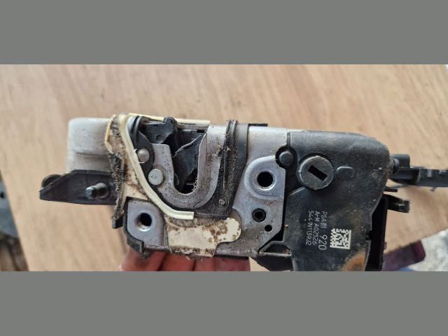 bontott PEUGEOT 508 Bal első Ajtózár