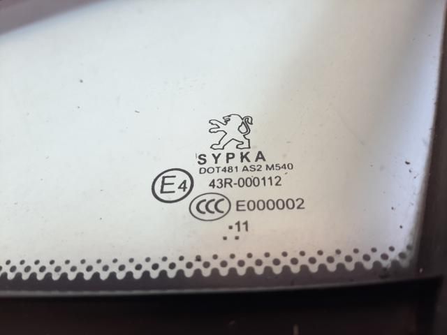 bontott PEUGEOT 508 Bal első Fixüveg (Ajtóban)