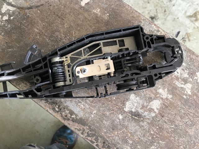 bontott PEUGEOT 508 Bal első Kilincs Hátulja