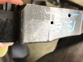 bontott PEUGEOT 508 Bal első Kilincs Hátulja