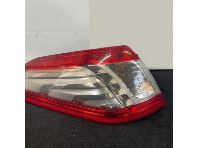 bontott PEUGEOT 508 Bal Külső Hátsó Lámpa