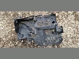 bontott PEUGEOT 508 Biztosítéktábla Doboz