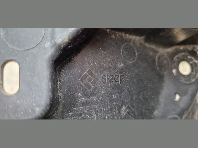 bontott PEUGEOT 508 Biztosítéktábla Doboz