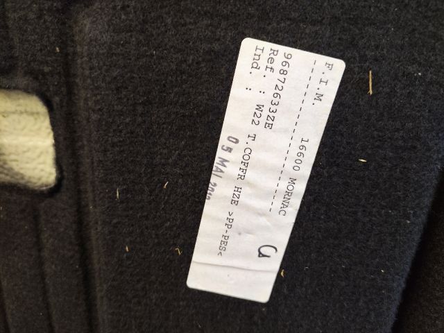 bontott PEUGEOT 508 Csomagtér Kárpit