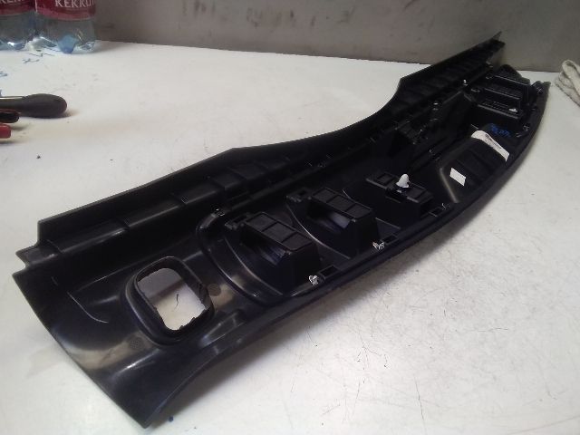 bontott PEUGEOT 508 Csomagtér Kárpit