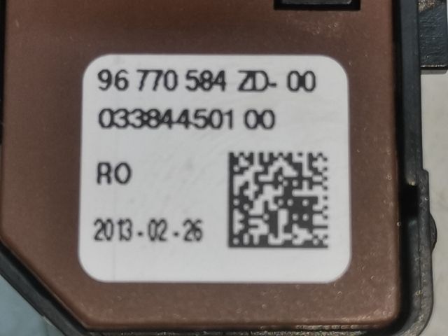 bontott PEUGEOT 508 Csomagtér Nyitó Kar / Gomb