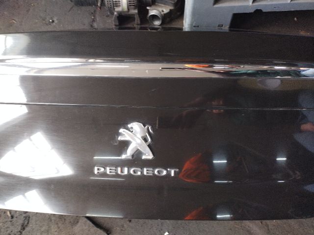 bontott PEUGEOT 508 Csomagtérajtó (Részeivel)