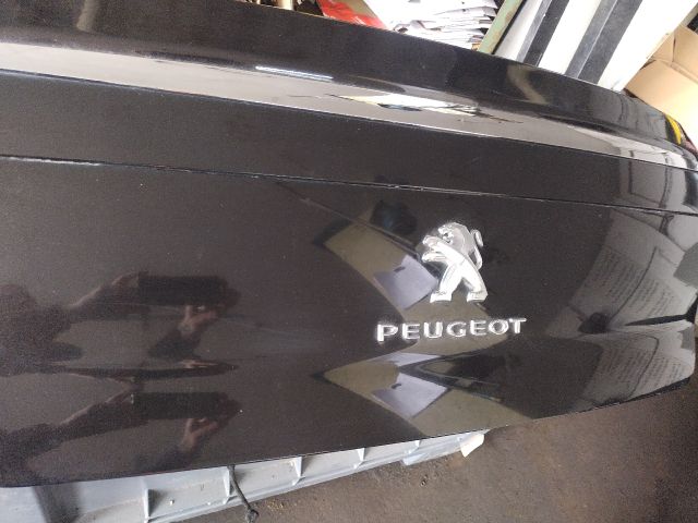 bontott PEUGEOT 508 Csomagtérajtó (Részeivel)