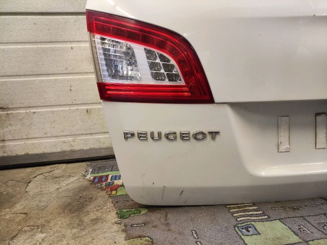 bontott PEUGEOT 508 Csomagtérajtó (Részeivel)