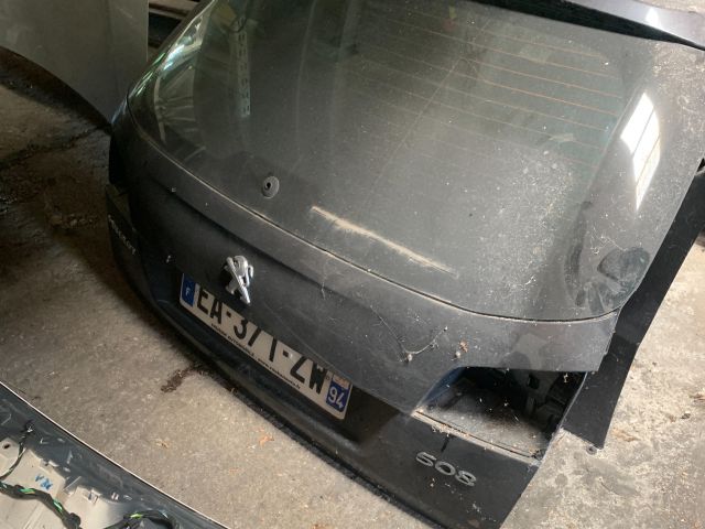 bontott PEUGEOT 508 Csomagtérajtó (Részeivel)