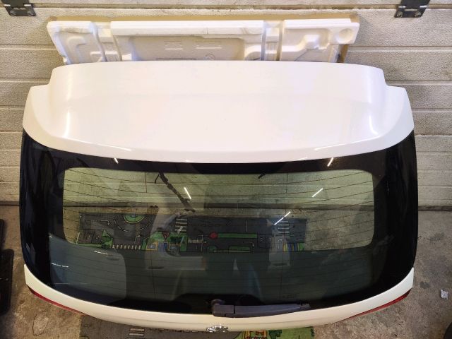 bontott PEUGEOT 508 Csomagtérajtó (Részeivel)