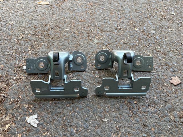 bontott PEUGEOT 508 Csomagtérajtó Zsanér