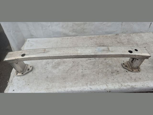 bontott PEUGEOT 508 Első Lökhárító Merevítő (Fém)