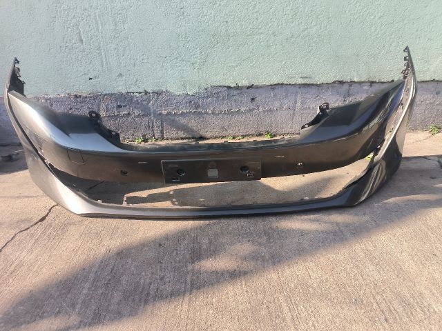 bontott PEUGEOT 508 Első Lökhárító (Részeivel)