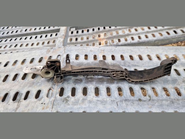 bontott PEUGEOT 508 Homlokfal Alsó Tartó