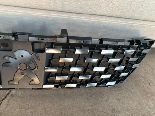 bontott PEUGEOT 508 Hűtőrács