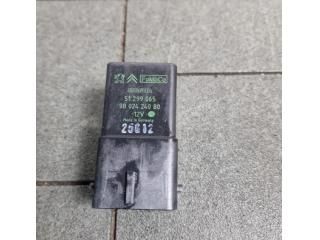 bontott PEUGEOT 508 Izzító Relé