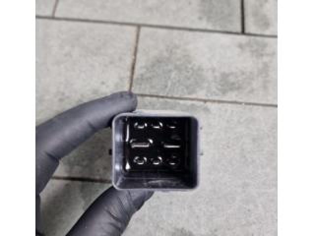 bontott PEUGEOT 508 Izzító Relé