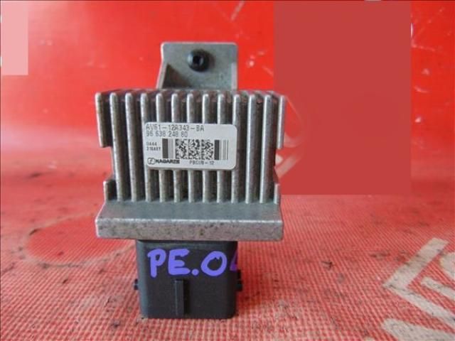 bontott PEUGEOT 508 Izzító Relé