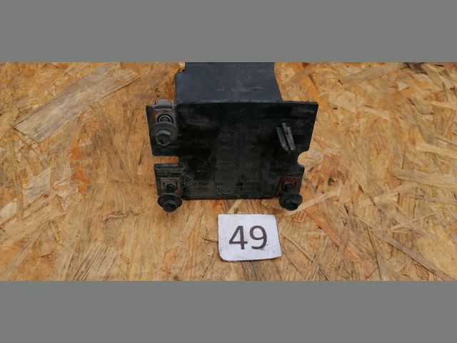 bontott PEUGEOT 508 Jobb első Lökhárító Tartó (Műanyag)