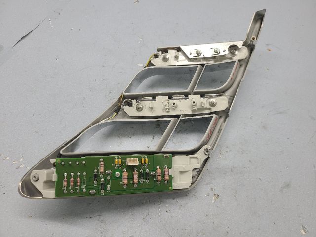 bontott PEUGEOT 508 Jobb Hátsó Lámpa Foglalat